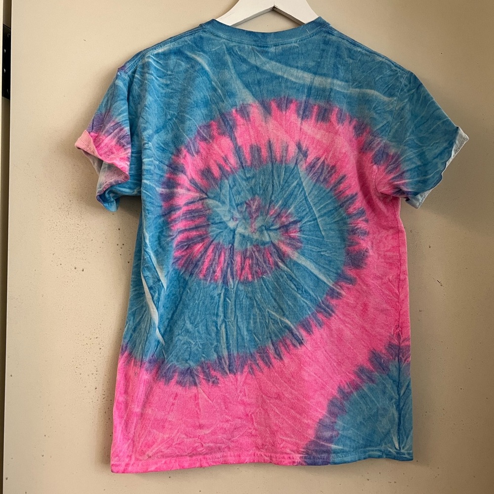 Vintage Martha’s Vineyard Tie Dye T-Shirt - Picture 2 of 3